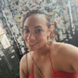 Meet your Posher, Linette